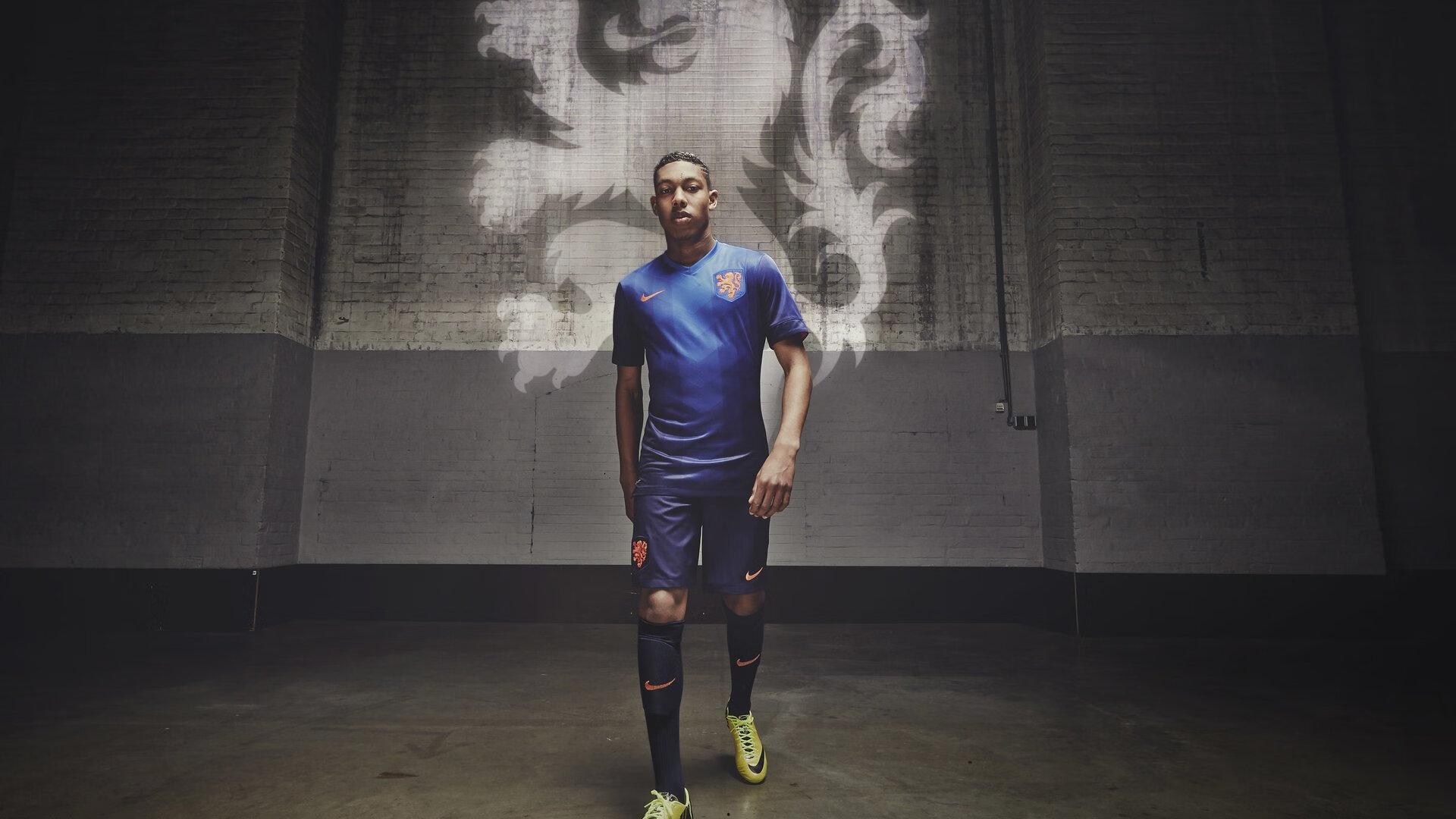 扣篮大赛巅峰对决，新星闪耀 传奇再现