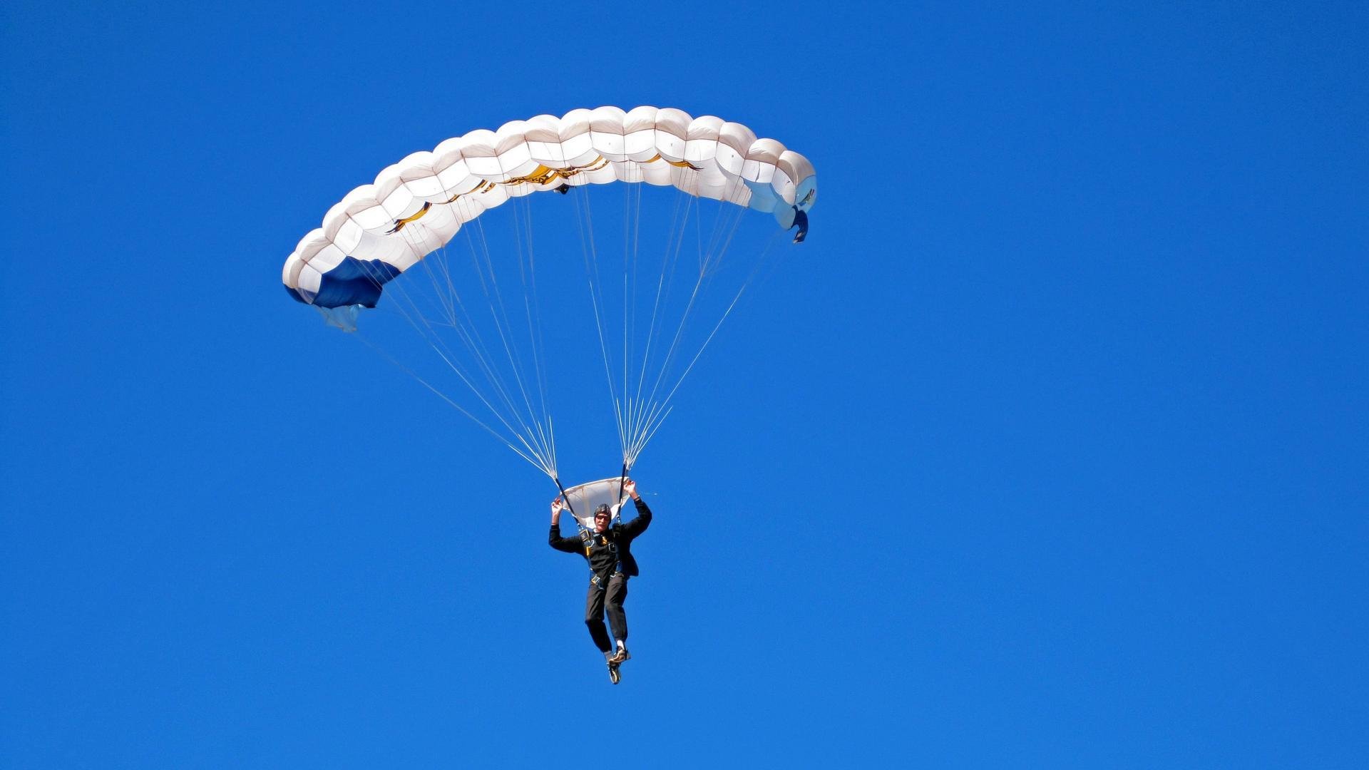 冰雪运动热潮席卷全国,全民参与助力冬奥遗产传承